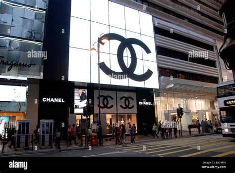 boutique chanel canton road.